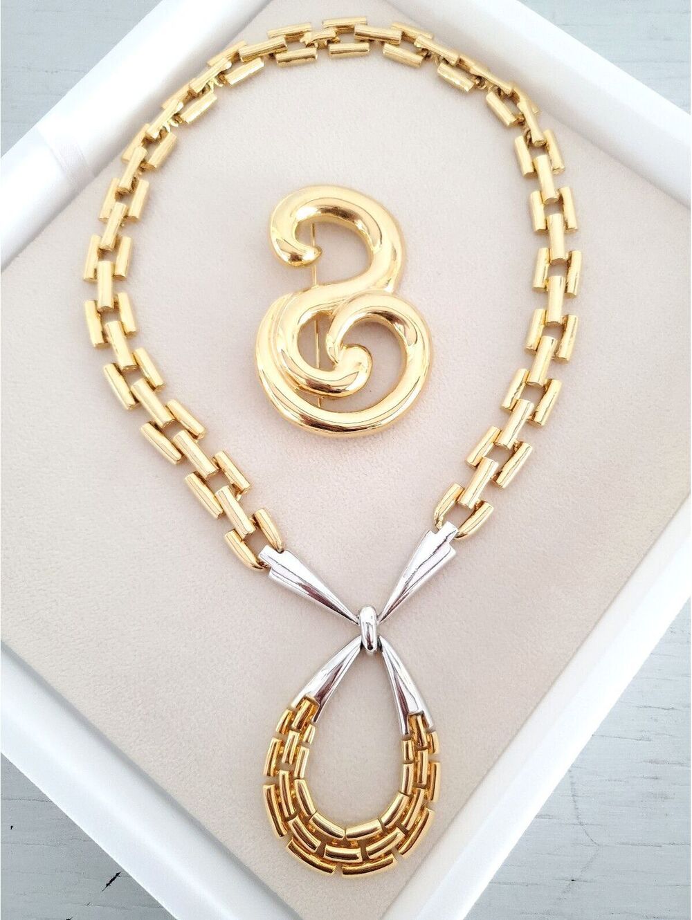 Vintage Two Tone Weave Necklace and Brooch Lot